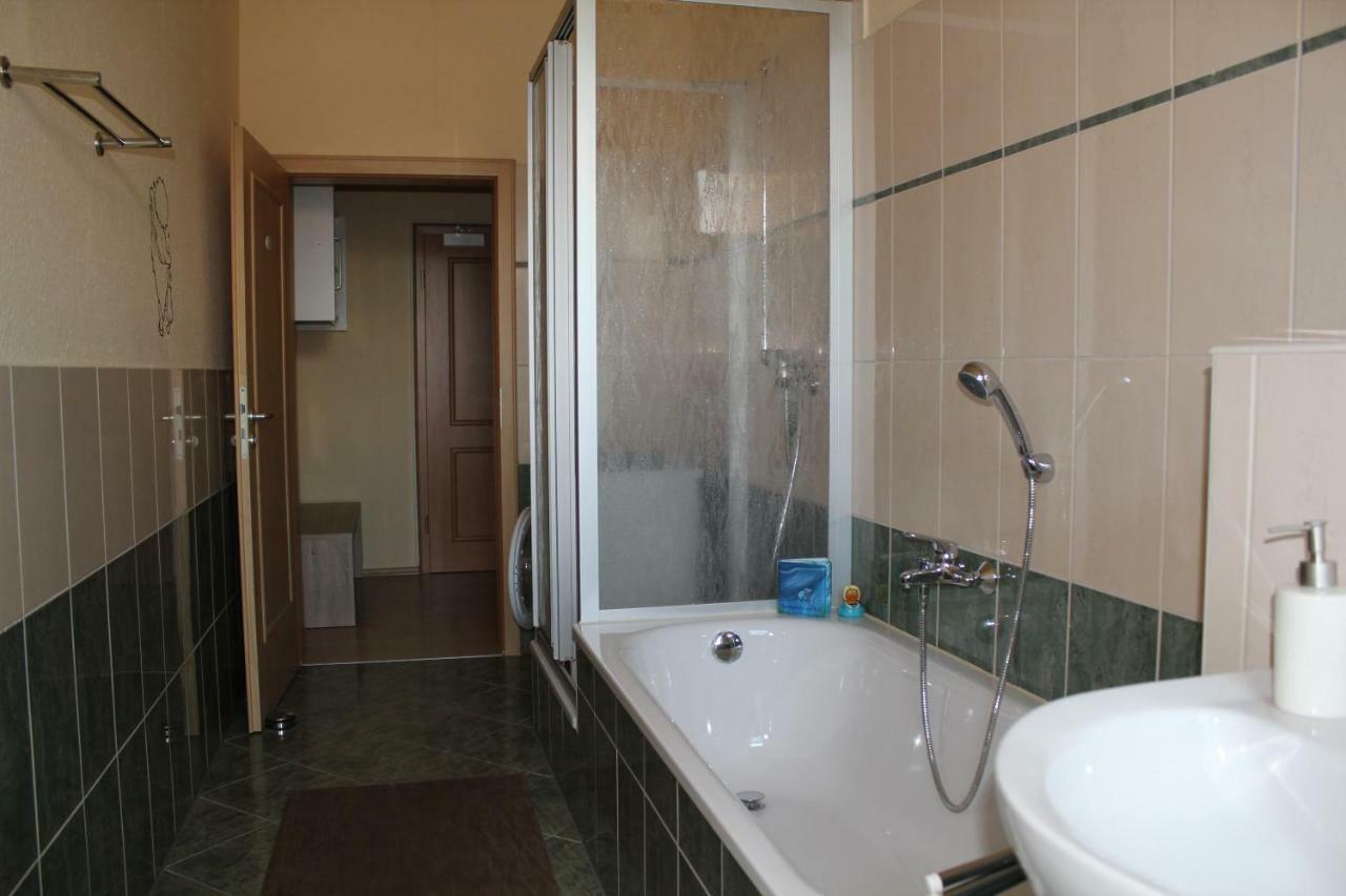 Ferienwohnung Am Schunckpark Dresden Exteriör bild